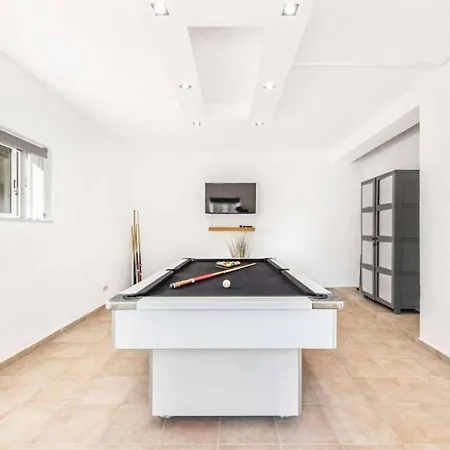 Casa Jardim לואה