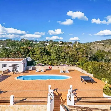 וילה Casa Jardim *