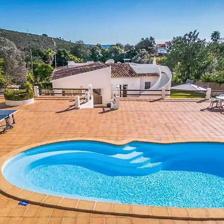 Casa Jardim Villa *