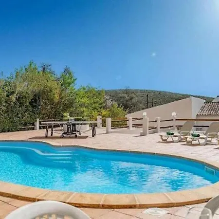 Casa Jardim Villa *